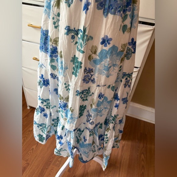 Abercrombie Kids Blue and White Sleeveless Sundress
Size: 13/14 like new - Picture 7 of 12